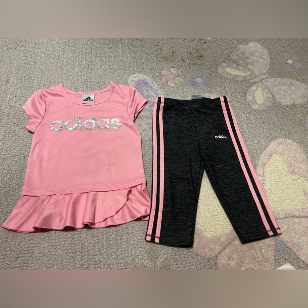 Sold.Adidas toddler girl set 4T